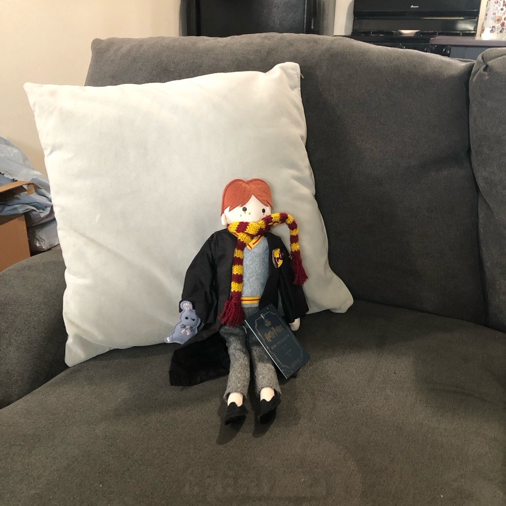 Pottery Barn Harry Potter Designer Dolls Ron - Picture 12 of 12